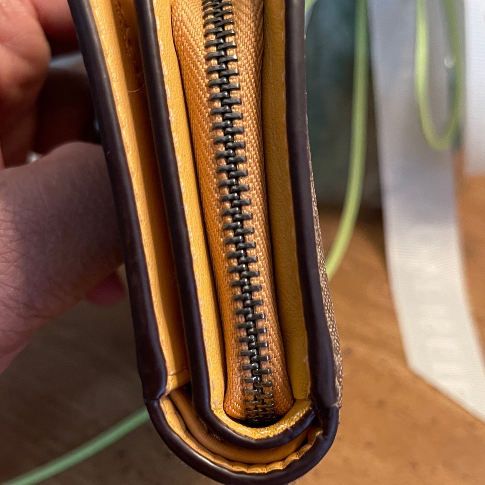 Coach Tan and Yellow Wallet - Picture 4 of 7